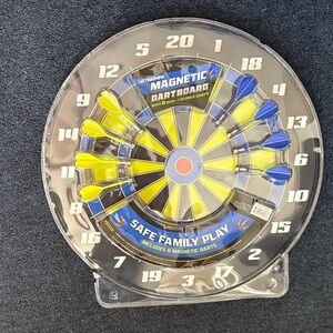 Triumph Magnetic Dartboard with Blue and Yellow Darts